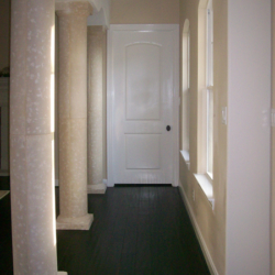 100_1434-250k-250x250 Interiors