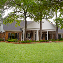 Front-Of-Home-200K-250x250 Exterior